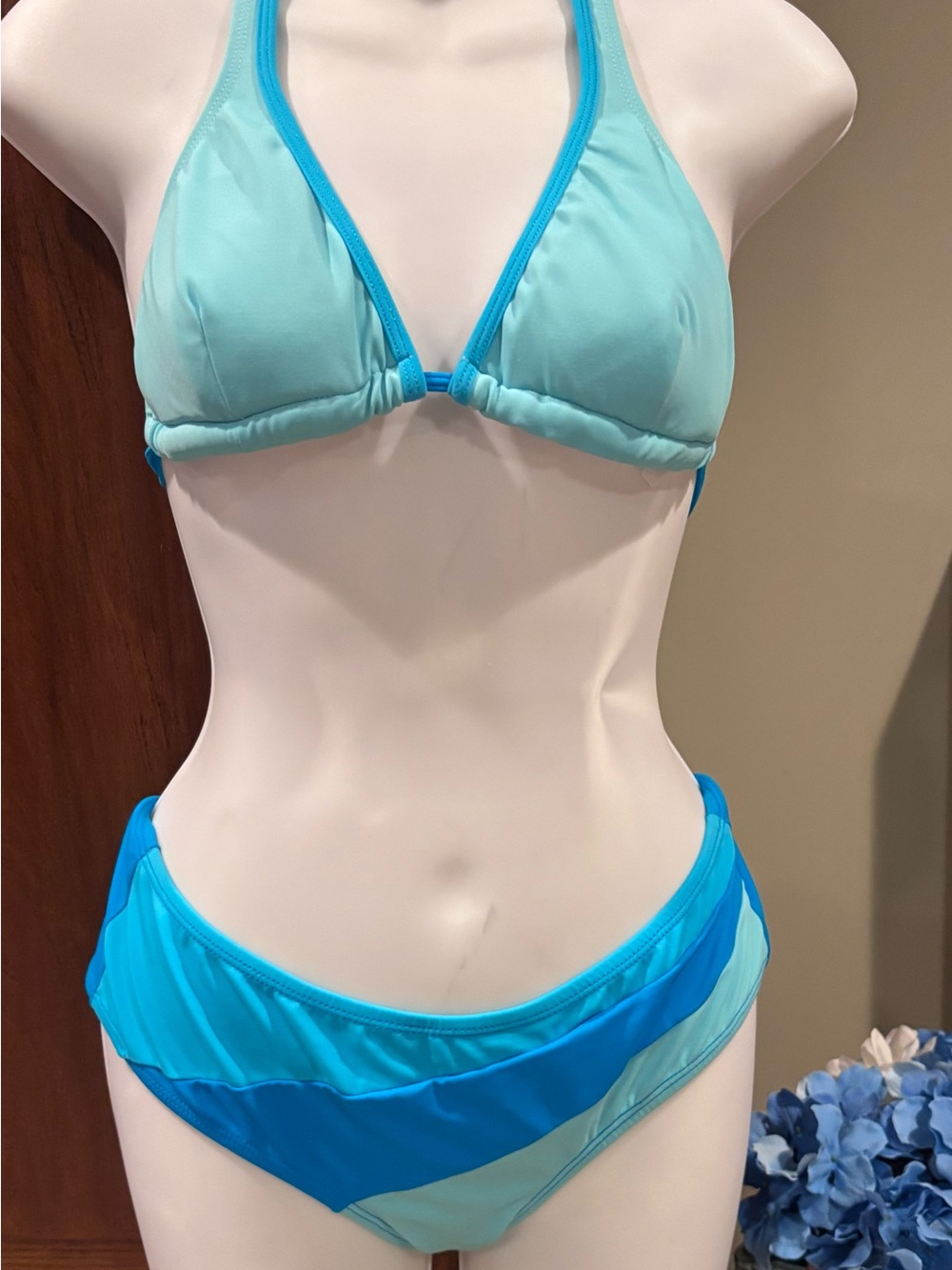 Aqua & Turquoise Colorblock Triangle Bikini